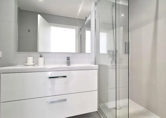 Modern Design * Αλμπουφέιρα