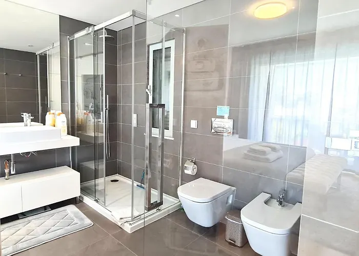 Modern Design Αλμπουφέιρα