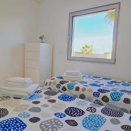 Modern Design Villa *